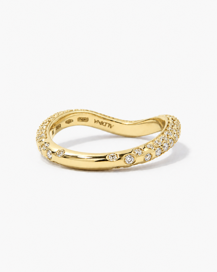 Tempérance Pavé, Anello