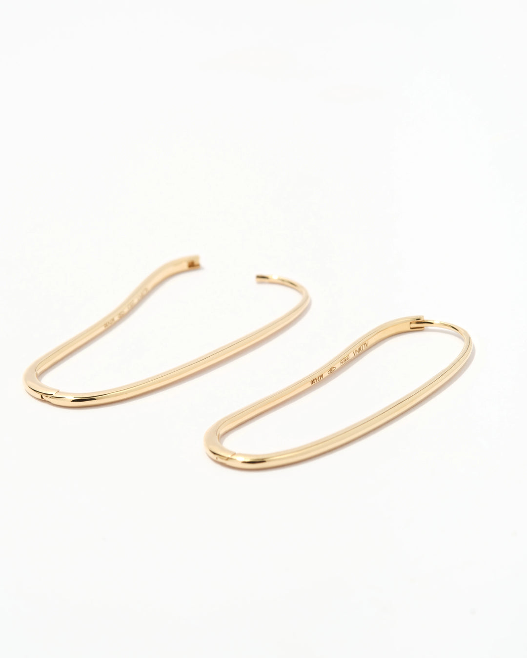 Nyx Long, Earrings