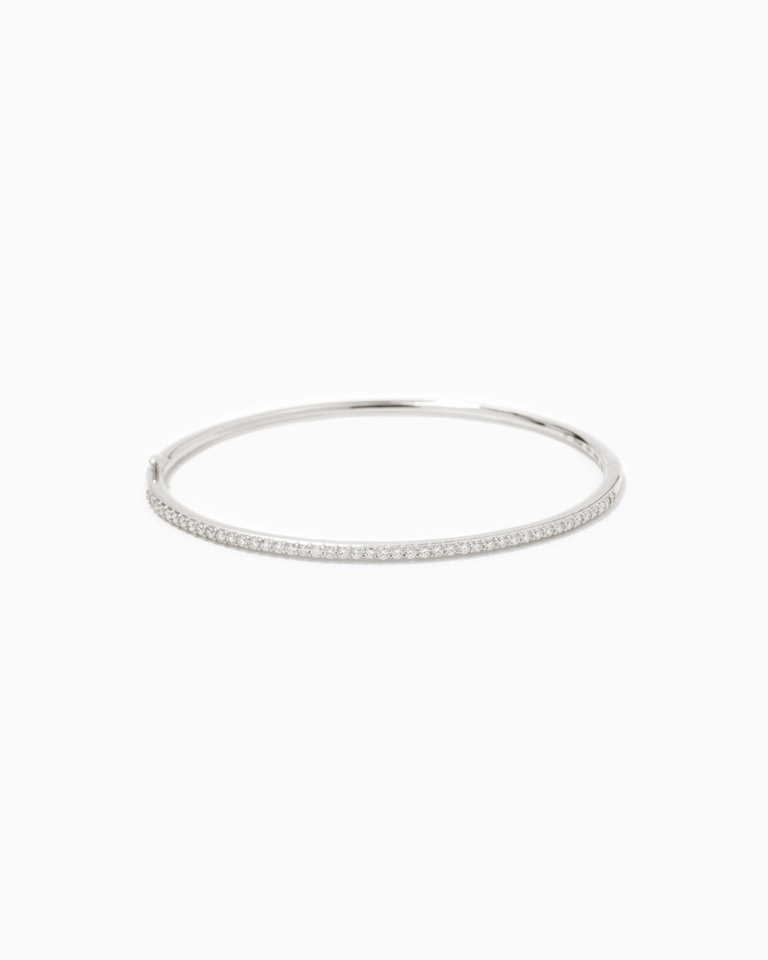 Daphne, Bangle