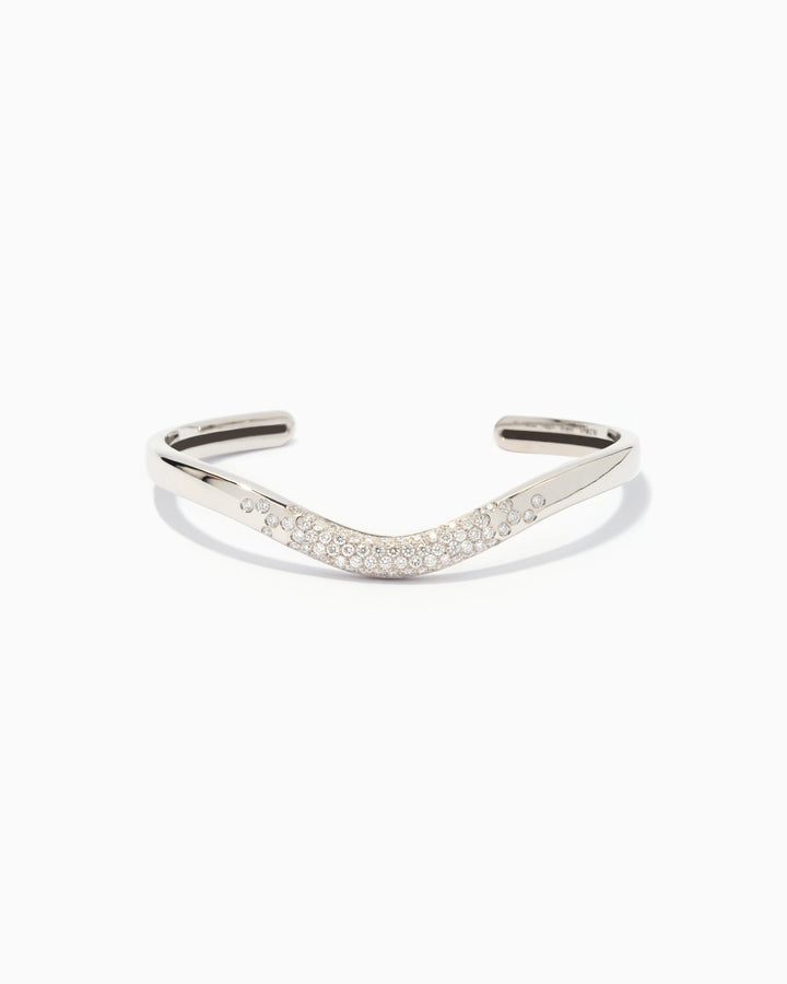 Tempérance Pavé, Ring