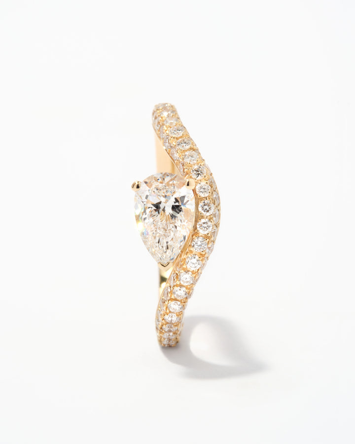 Temperance Solitaire Pavé, Anello