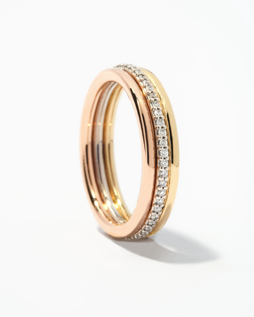 Ixya Triple, Anello
