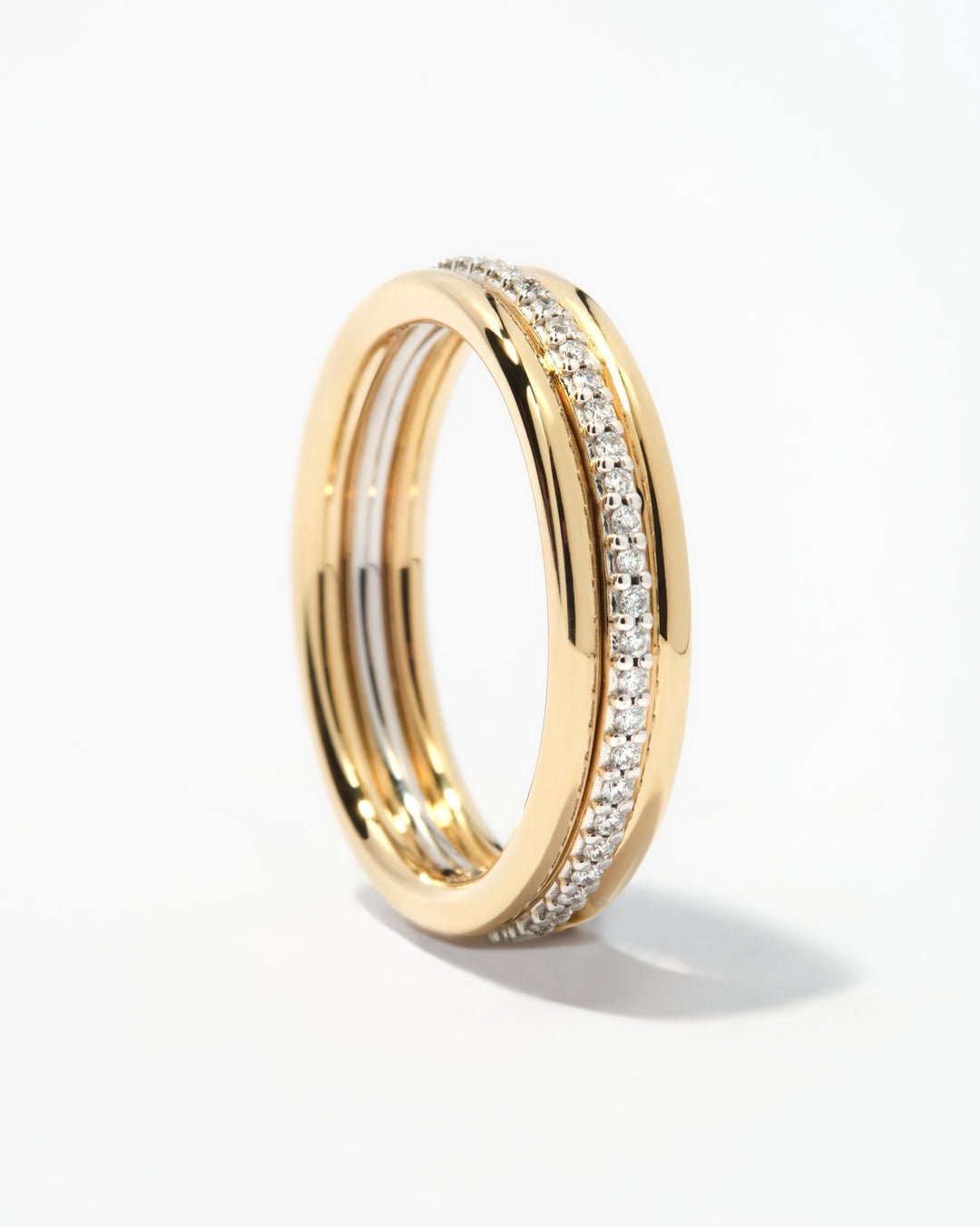 Ixya Triple, Anello