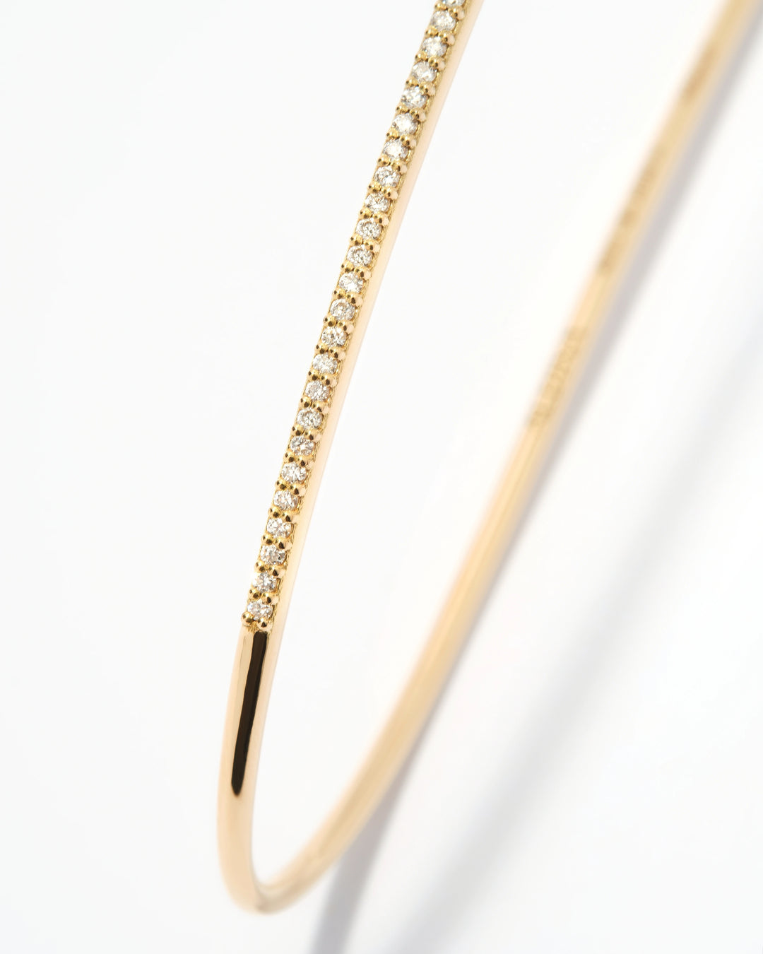 Athena Star, Palm cuff