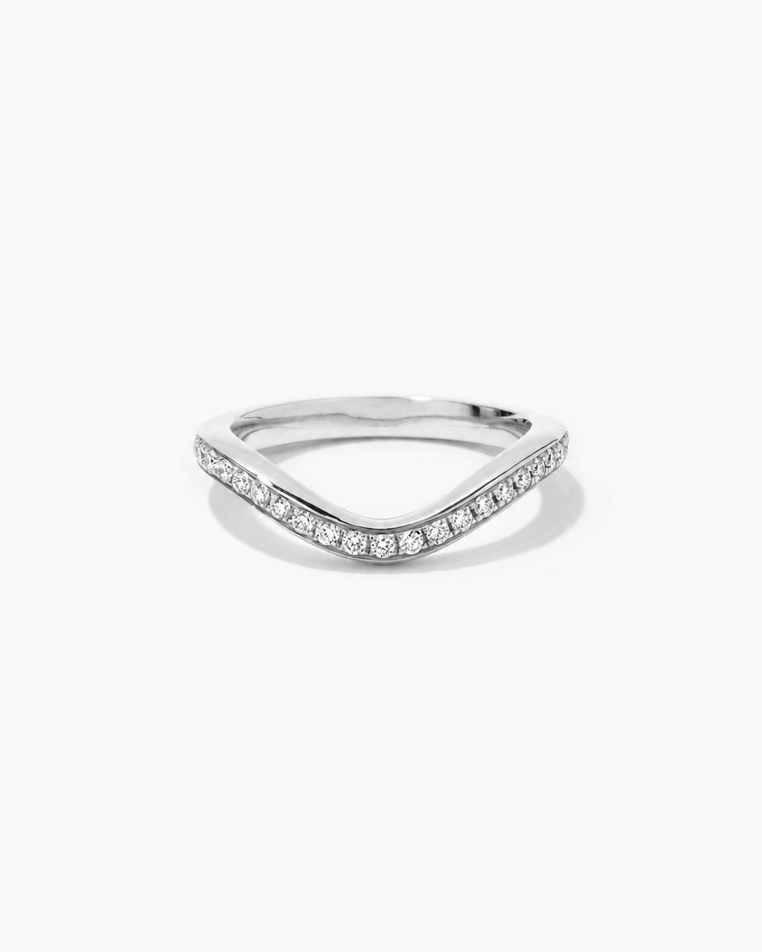 Temperance Line One Row, Anello