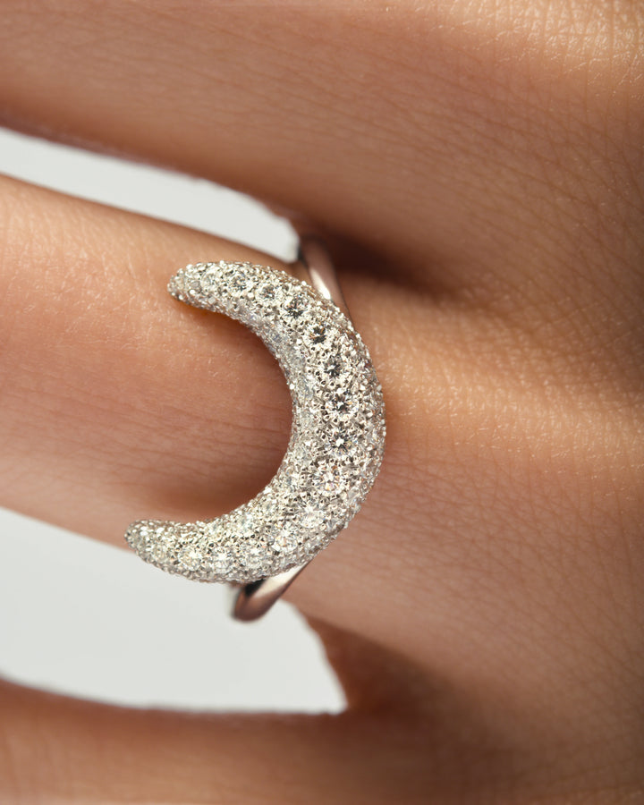 The Moon Pavé, Anello