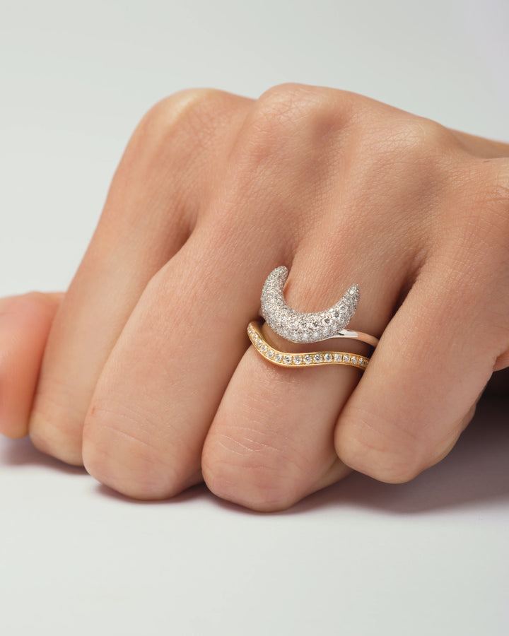 The Moon Pavé, Anello