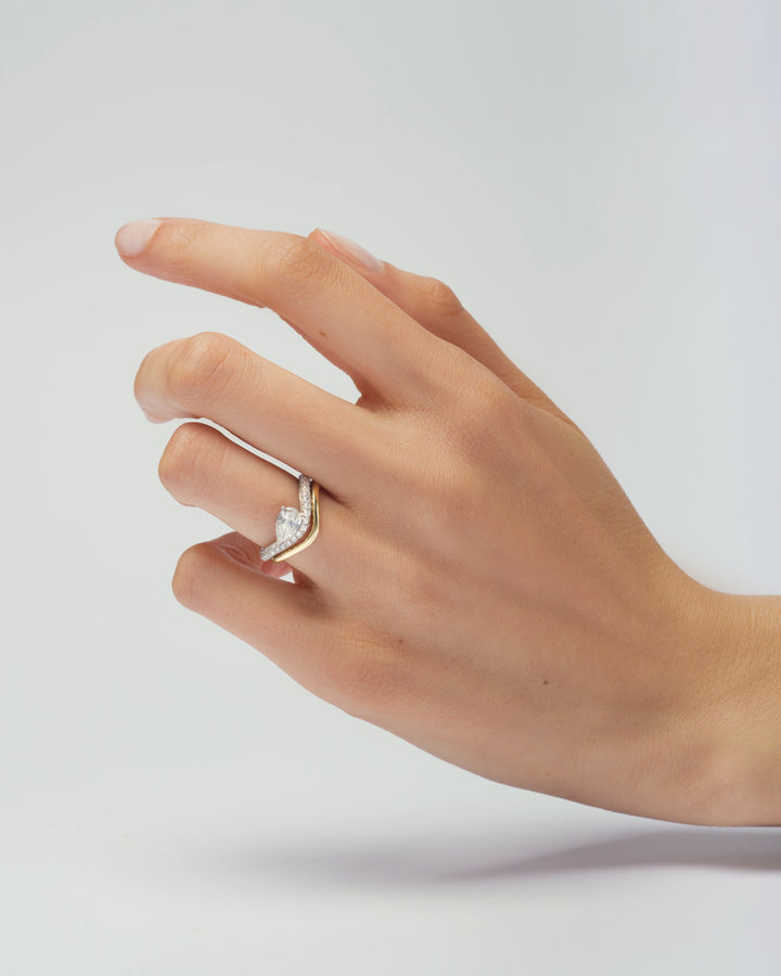 Temperance Solitaire Pavé, Anello