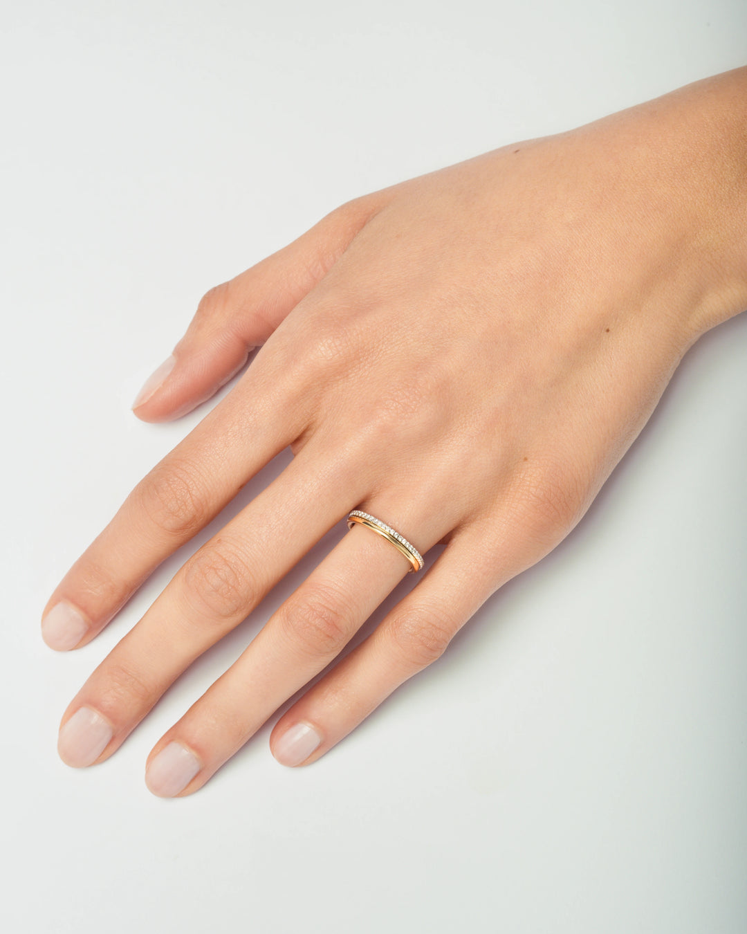 Ixya Double, Anello