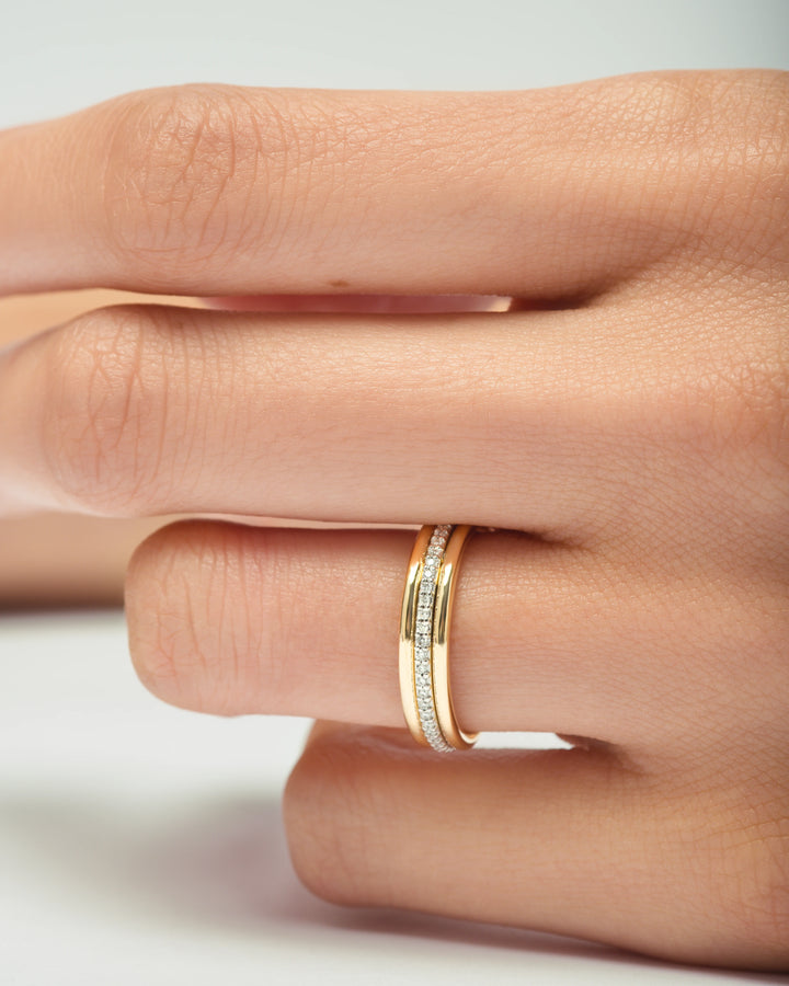 Ixya Triple, Anello
