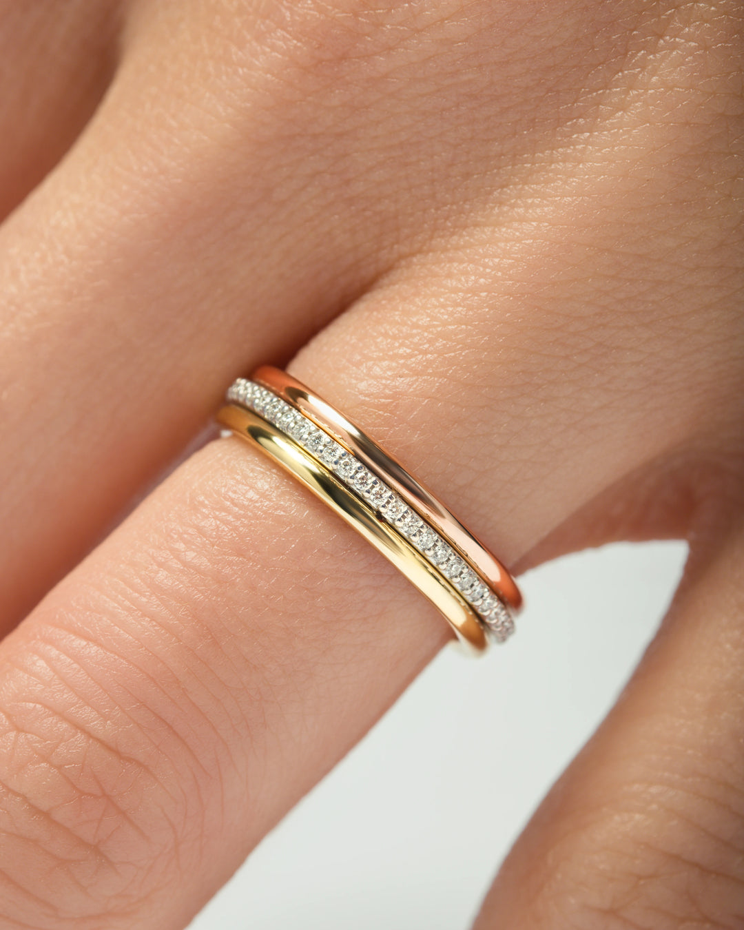 Ixya Triple, Anello
