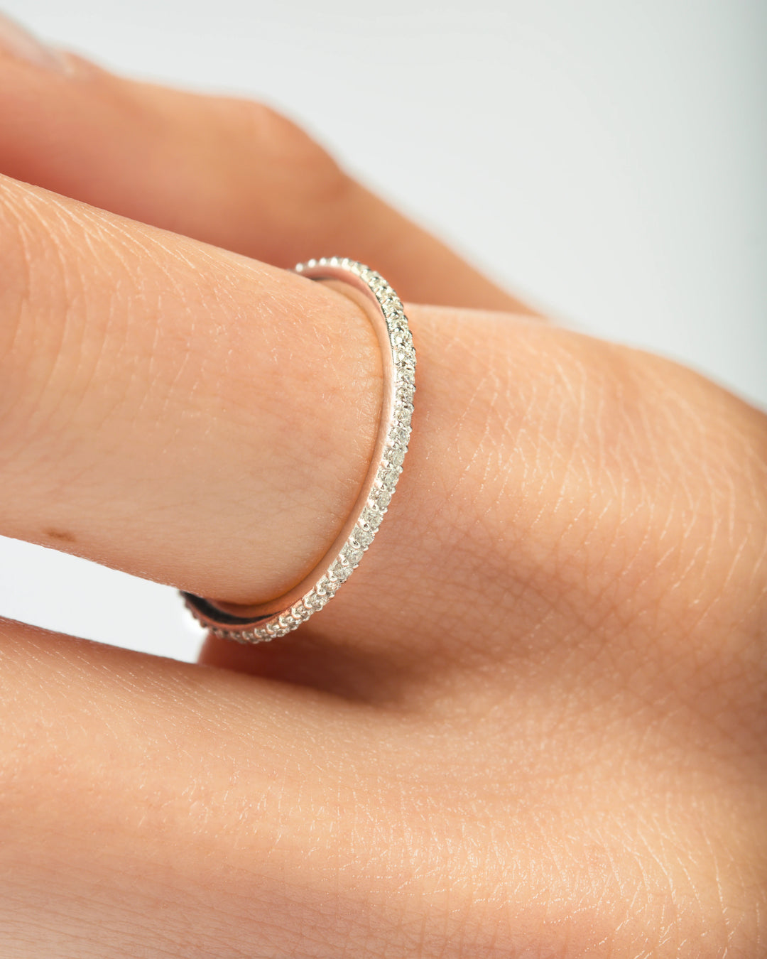 Ixya Single, Anello