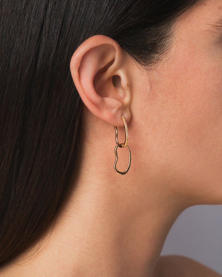 Nyx, Earrings