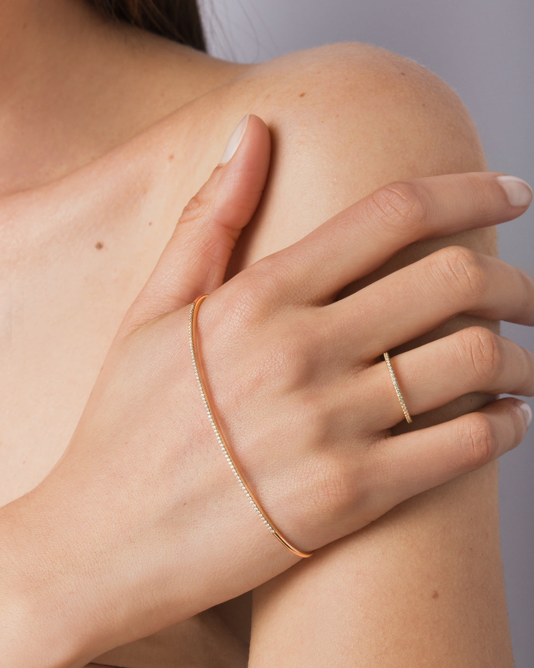 Athena Star, Palm cuff