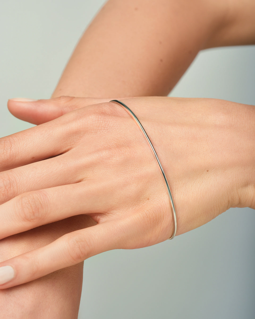 Athena, Palm cuff