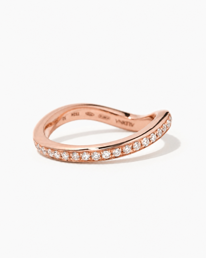 Temperance Line One Row, Anello